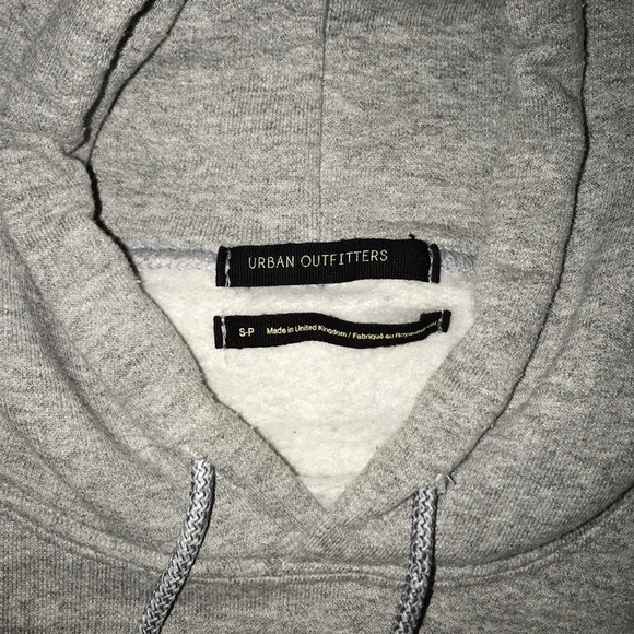 Gray sweatshirt with cute details - Picture 5 of 5